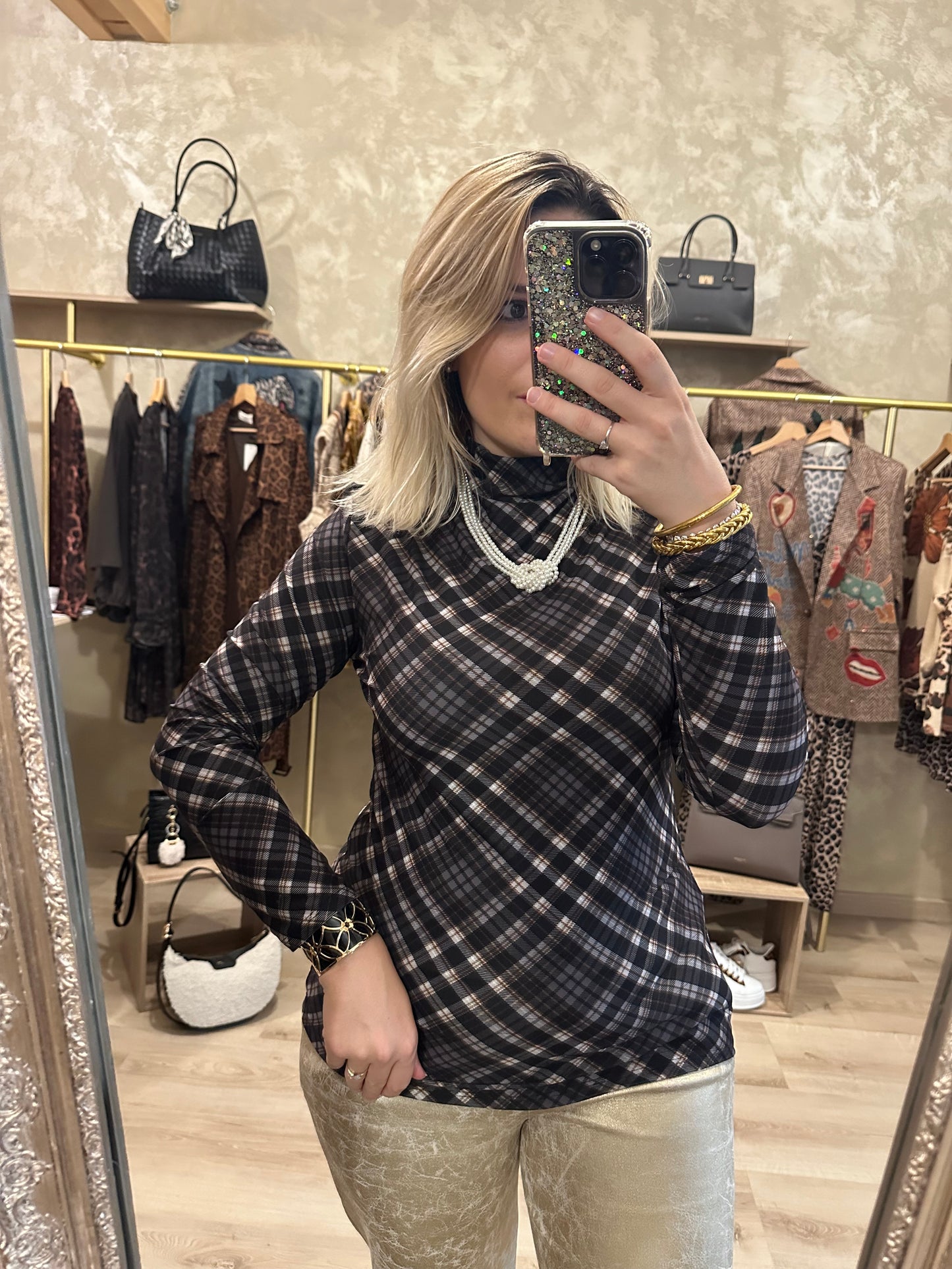 Sous-pull PRAGUE