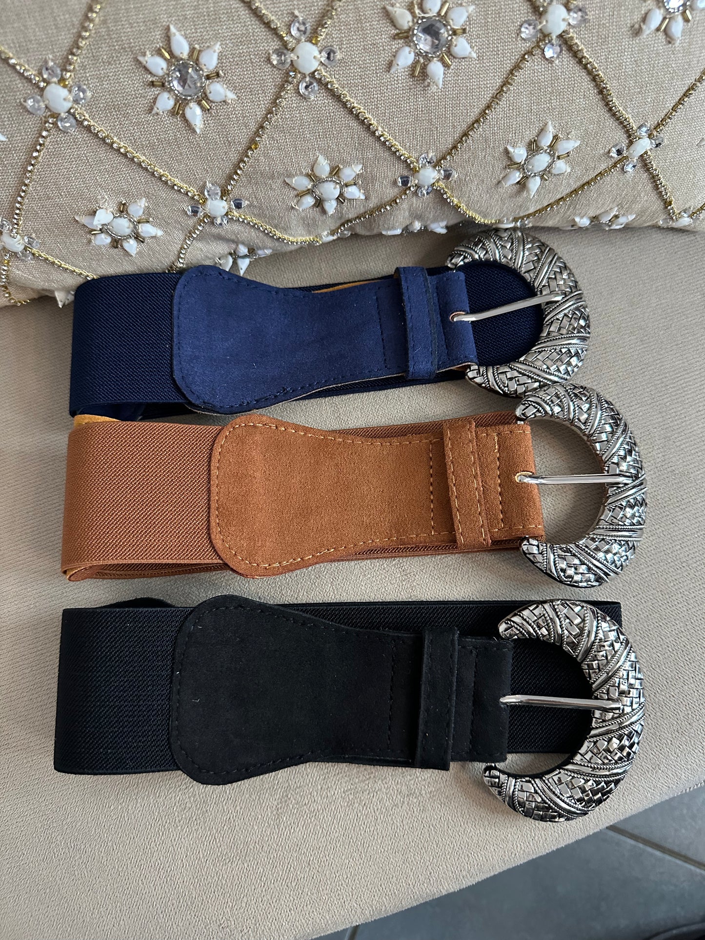 Ceinture bleue grosse boucle argent