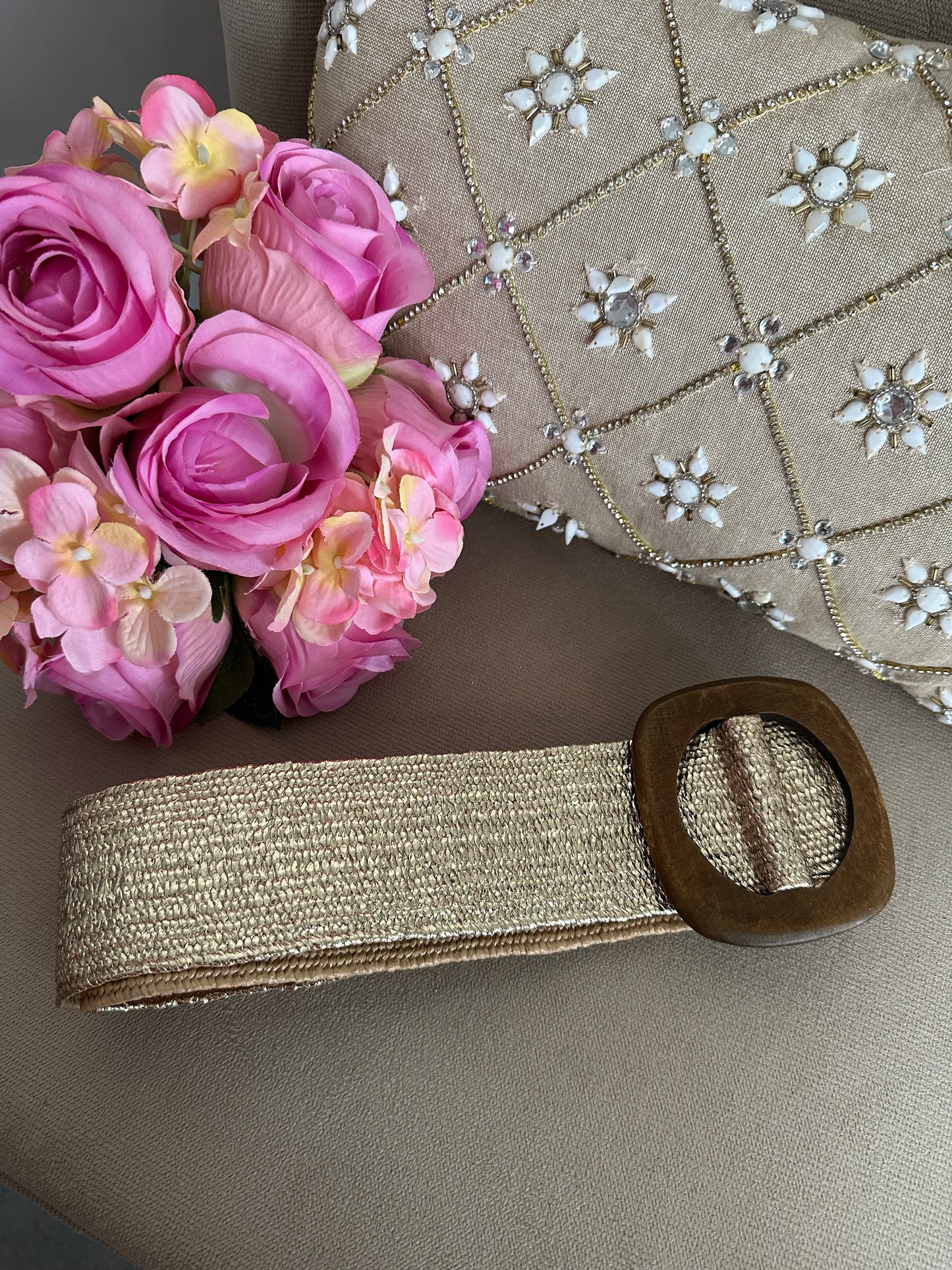 Ceinture en raphia dorée