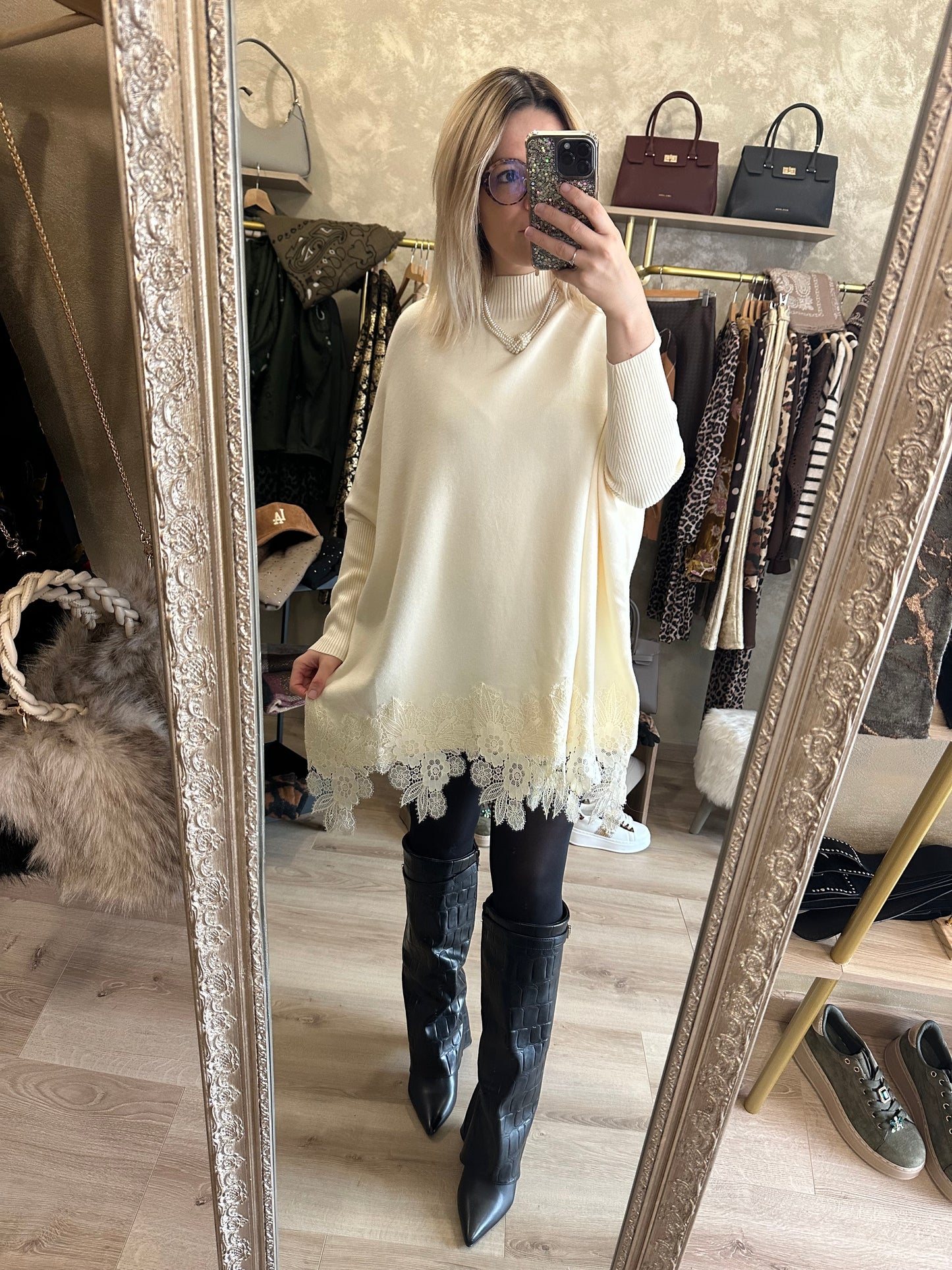 Robe pull DENTELLE crème