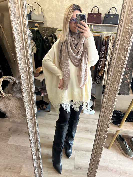 Robe pull DENTELLE crème