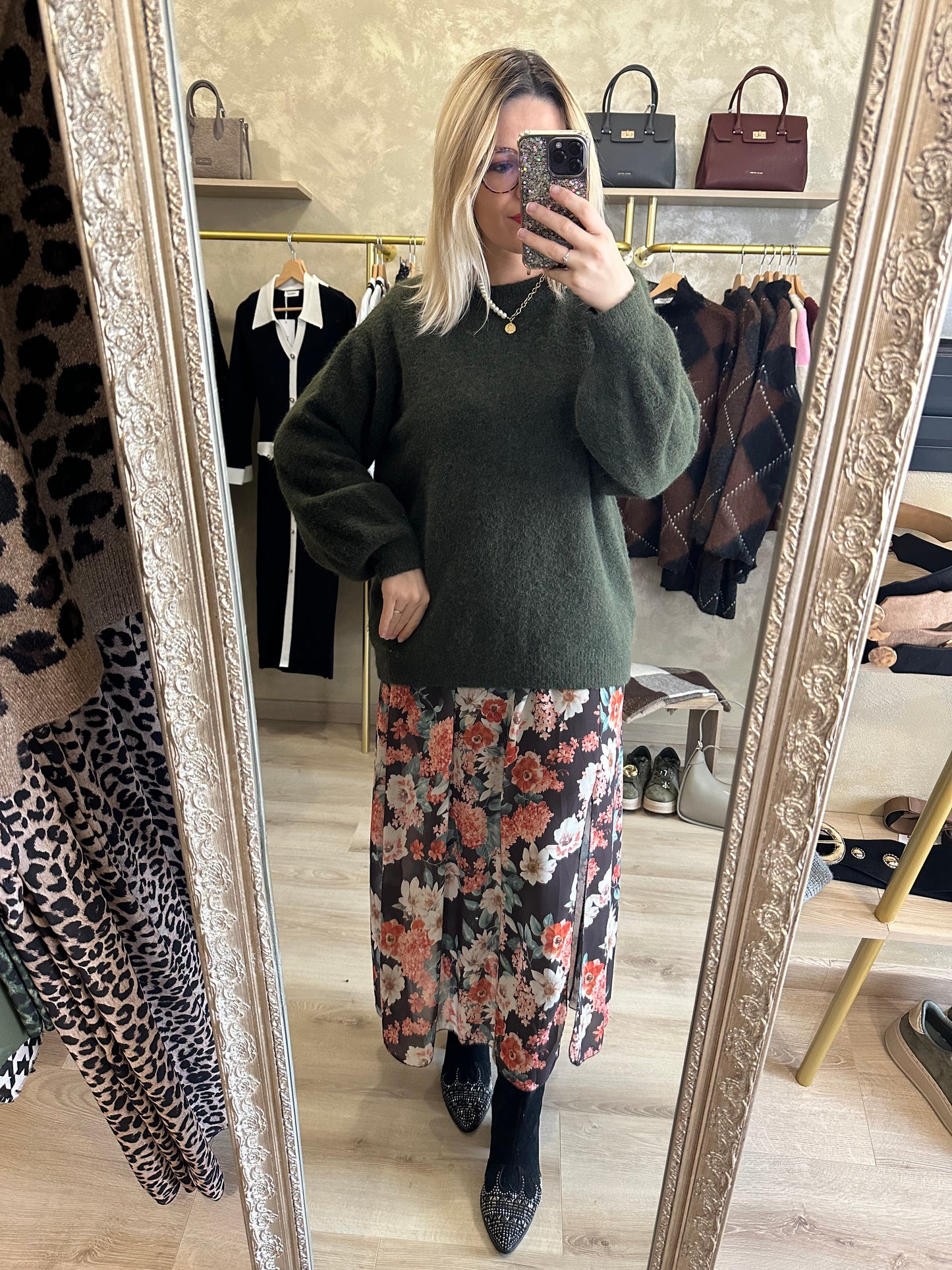 Pull KAKI
