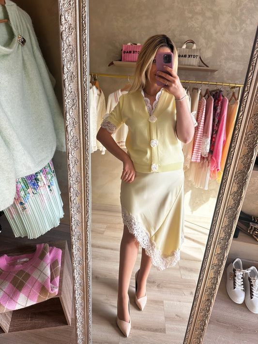 Jupe satin dentelle jaune pastel 💛
